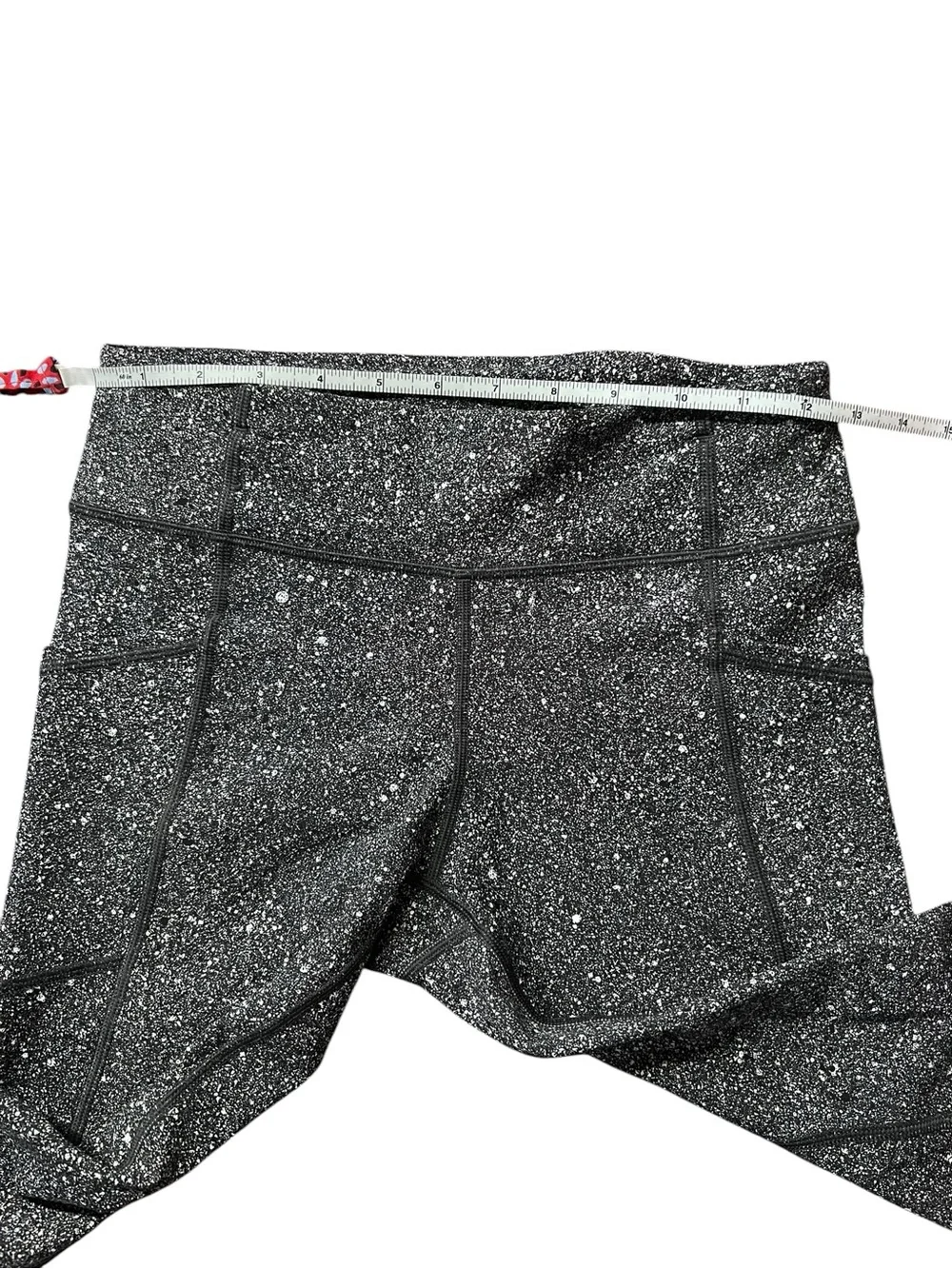 Lululemon Tight Stuff II Black With White Speckles Athletic Leggings Size 6